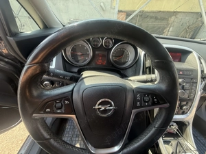 Opel Astra J diesel 2011 2.0 - imagine 8