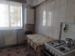Vand apartament 3 camere in orasul Curtea de Arges - imagine 5