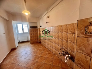 Apartament cu 3 camere  de vânzare – Calea lui Traian - Zona Nord - imagine 2