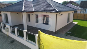 Casă de vanzare noua construita in 2025