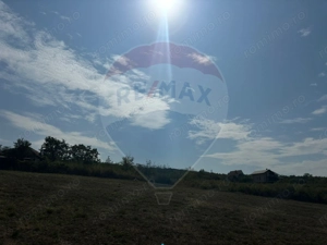 Teren de Vânzare, Intravilan, 5511 mp, în Zona de Dealuri cu Panoramă - imagine 3