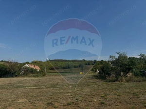 Teren de Vânzare, Intravilan, 5511 mp, în Zona de Dealuri cu Panoramă
