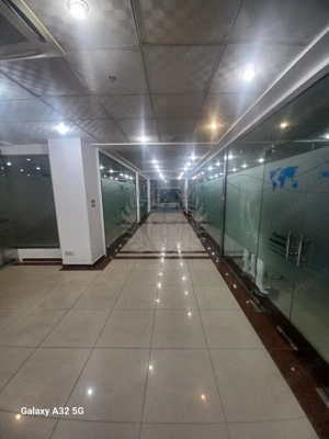 SPATII COMERCIALE /BIROURI//CLINICA// WEST MALL - imagine 12