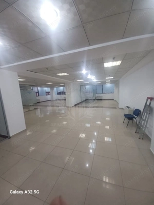 SPATII COMERCIALE /BIROURI//CLINICA// WEST MALL - imagine 2