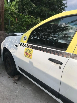 Vând uși Dacia Sandero 2011 și lampi spate  - imagine 5