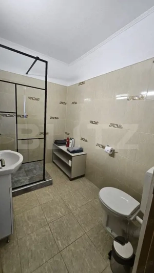 Apartament semidecomandat, zona Terra - imagine 14