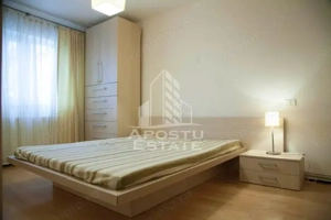 Apartament cu 3 camere, centrala proprie, zona Gh. Lazar - imagine 3