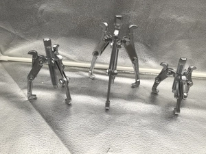 Extractor cu 3 brate reversibile pentru rulmenti si discuri – 129 lei - imagine 4