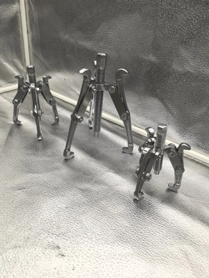 Extractor cu 3 brate reversibile pentru rulmenti si discuri – 129 lei - imagine 3