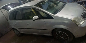 Vând Opel meriva 16 benzina  - imagine 6 Vând Opel meriva 16 benzina  - imagine 6