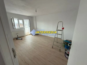 Apartament 2 camere decomandat de vanzare etaj 2 finisat complet Alba Iulia - imagine 6