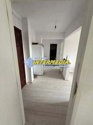 Apartament 2 camere decomandat de vanzare etaj 2 finisat complet Alba Iulia - imagine 3