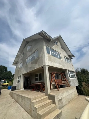 Casa multifunctionala, 360 mp utili, 1000 teren, Scheia - imagine 2