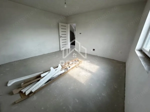 Casa de vanzare , 136 mp + 684 mp teren , Zona Totoi  - imagine 6