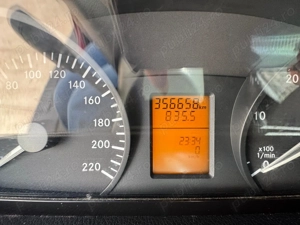 Mercedes Vito 111 CDI 8+1 locuri - imagine 4