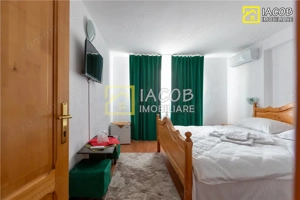 Vila Pensiune D+P+E+M cu multiple functionalitati: locuit, HoReCa, turism, camin de batrani, Dumbrav - imagine 19