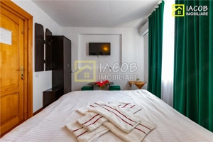 Vila Pensiune D+P+E+M cu multiple functionalitati: locuit, HoReCa, turism, camin de batrani, Dumbrav - imagine 15