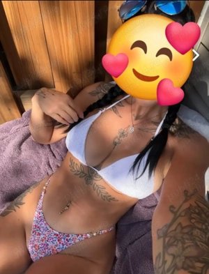 Alexa .fac si deplasări piercing zona intina party 