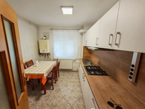 Vand apartament cu 3 camere, confort 1 , parter înalt, bld. Circumvalatiunii  - imagine 4