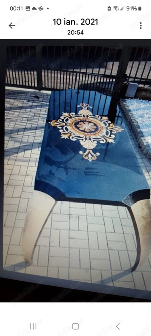 Masă clasică Unicat import Italia din Lemn cu intarsii și foiță de aur