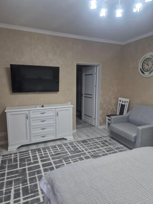 De inchiriat apartmanet 1 camera in zona Aradului 