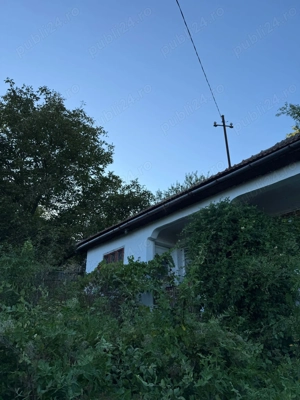 Vand teren 1300 mp inclusiv casa 70mp Racoasa, judetul Vrancea.