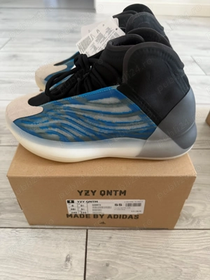Yeezy Quantum Sneakers - imagine 2