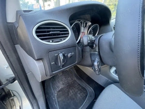 Vând Ford focus 2011 - imagine 7