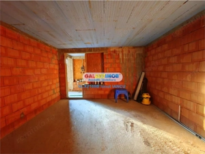 Ocazie! Vila spatioasa la rosu, langa padurea Odoreanu - doar 165.000E - imagine 3