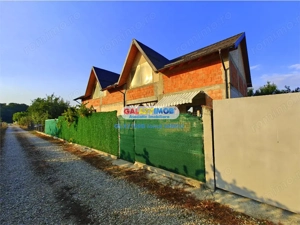 Ocazie! Vila spatioasa la rosu, langa padurea Odoreanu - doar 165.000E - imagine 13