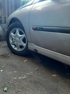 Vând Renault Laguna 1 Break, an 1999 - imagine 5