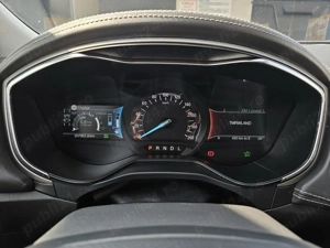 Ford Mondeo Vignale Cutie CVT - imagine 8  Ford Mondeo Vignale Cutie CVT - imagine 8