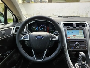 Ford Mondeo Vignale Cutie CVT - imagine 7  Ford Mondeo Vignale Cutie CVT - imagine 7