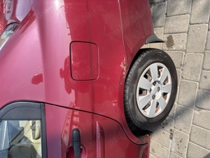 Hyundai accent, bătrân dar bun - imagine 3