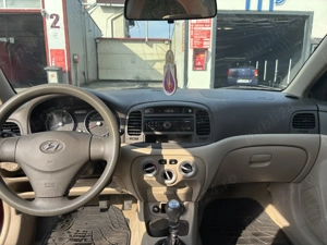 Hyundai accent, bătrân dar bun - imagine 4