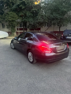 Vând Mercedes Benz C 200 - imagine 2