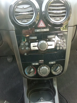 Opel Corsa D, euro 5,cu 164000 km! - imagine 10 Opel Corsa D, euro 5,cu 164000 km! - imagine 10