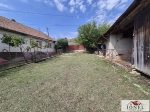 Vanzare casa in Henig 1700 mp teren  - imagine 2