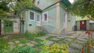 Casă săsească de renovat, cu teren, Șcheii Brașovului - imagine 3