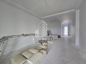 Jumatate de duplex pe parter cu 3 camere si 2 bai, Sag - imagine 5