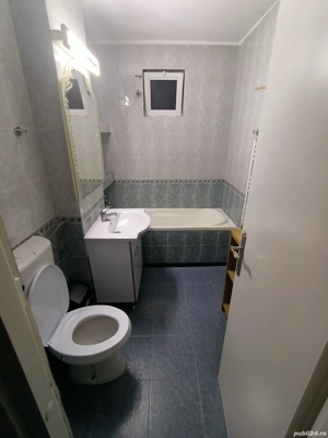 La 1 Km se Ceva de Complexul Studențesc,Cu Centrala+Clima, Decomandat,Merita Vazut 100%  - imagine 13