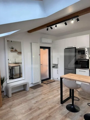 Garsoniera open-space, 40 mp, parcare, zona centrala - imagine 4 Garsoniera open-space, 40 mp, parcare, zona centrala - imagine 4