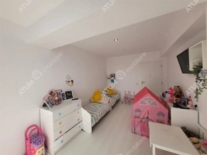 Apartament cu 3 camere 2 bai 2 balcoane zona Doamna Stanca Selimbar - imagine 12