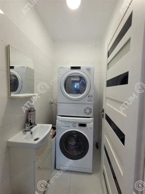 Apartament cu 3 camere 2 bai 2 balcoane zona Doamna Stanca Selimbar - imagine 17