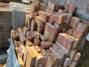 Vând cărămidă plina din demolari