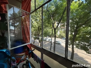 Apartament 3 camere Dambovita decomandat partial amenajat  - imagine 5