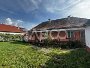 Casa saseasca de vanzare + bonus doua terenuri Seica Mare Sibiu
