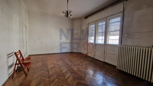 Proprietate deosebită ap 3 camere în casă interbelică, de vanzare in zona Unirii