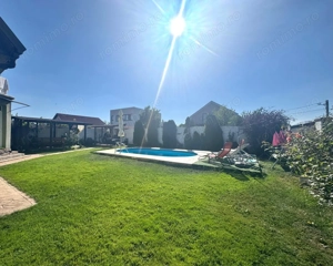 Casă individuală cu 5 camere și piscină |Săcălaz|