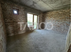 Casa singur in curte cu teren liber 2667 mp 6 camere 4 bai Daia  - imagine 9